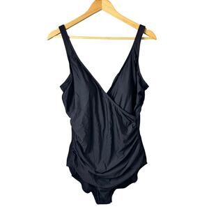 Miraclesuit Black One Piece Swimsuit Women's 18 Miradonna Slimming New Summer